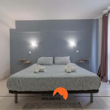 #106 Village Flat By Holidays