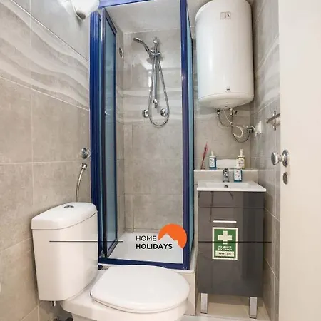 #106 Village Flat By Holidays * אלבופיירה
